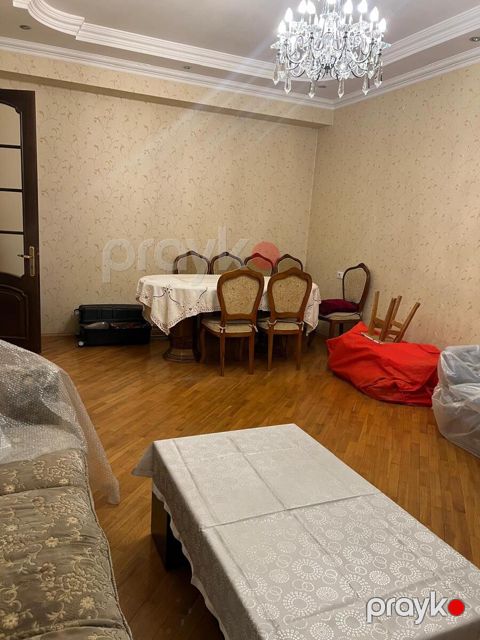 Satılır 3 otaqlı yeni tikili 115 m²