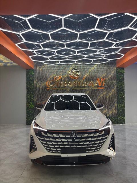 Changan Uni-Z, 1.5 L, 18.4 kWh, 2025 il, yeni — Bakı