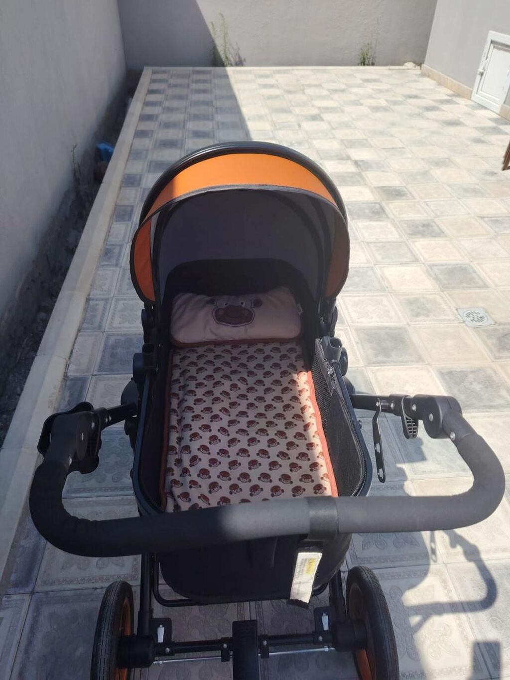 Uşaq arabası – çoxfunksiyalı beşik-tipli model - Rəng: narıncı-qara — Arabalalar, Digah