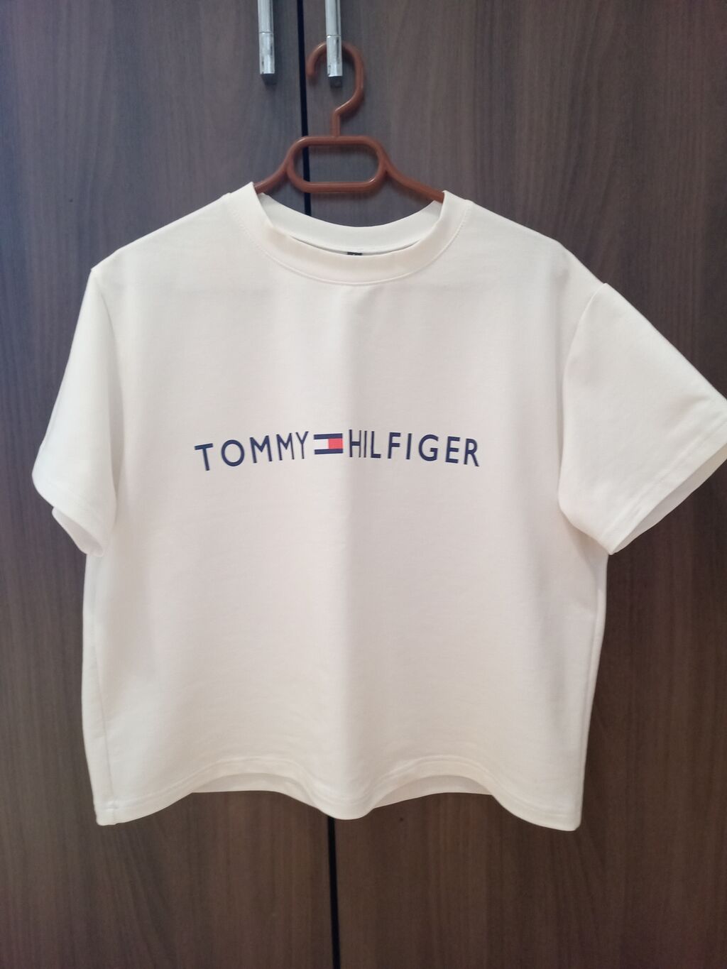 Futbolka, Tommy Hilfiger, L, rəng - Ağ — Şəxsi əşyalar, Bakı (2)