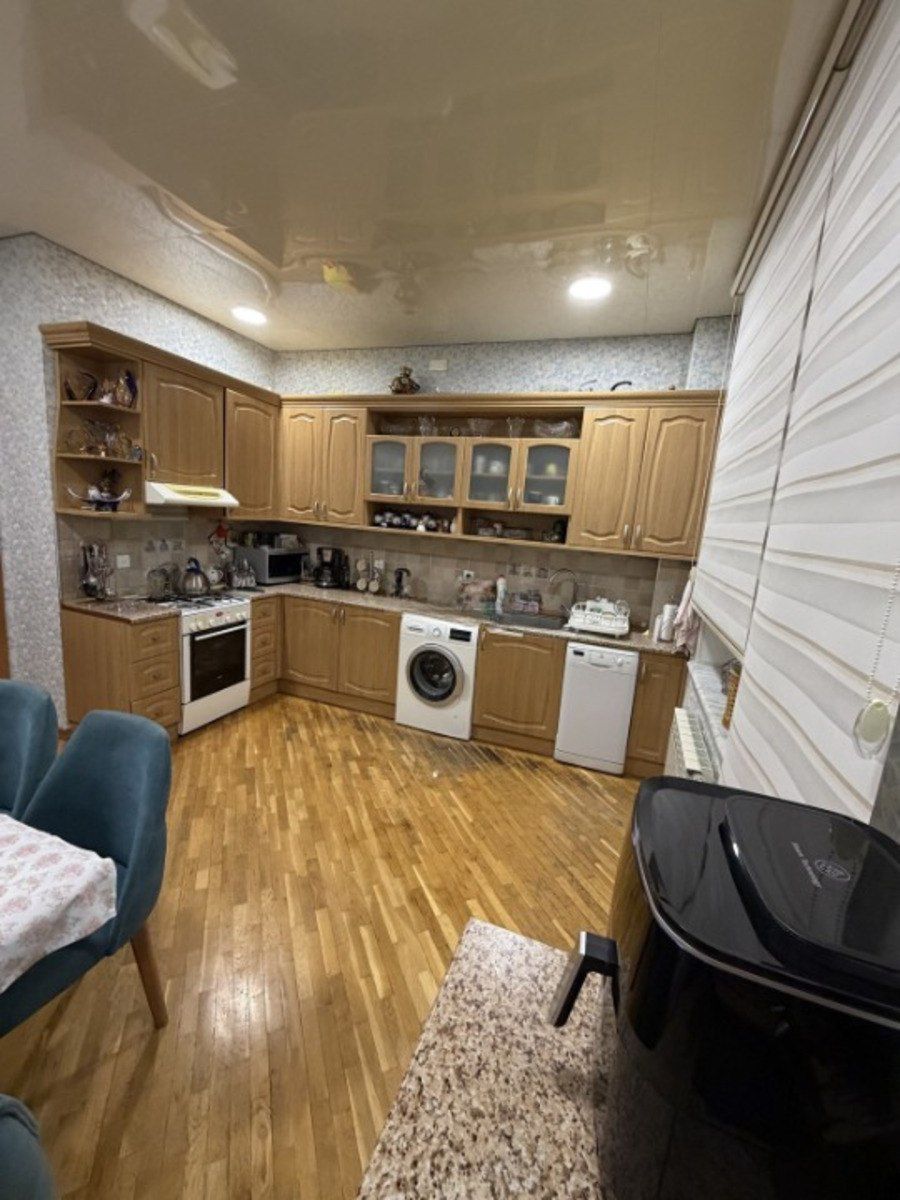 Satılır 4 otaqlı yeni tikili 150 m² — Mənzil, Bakı (9)