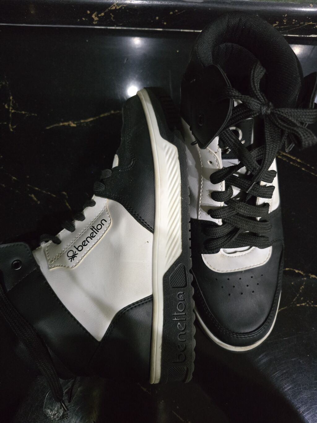 Benetton idman ayaqqabısı – 40 razmer - Model: Yüksəktaban, high-top — Şəxsi əşyalar, Digah (2)