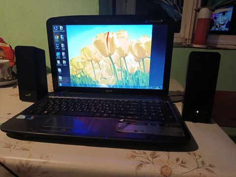 Ekran sensorludur.Acer Aspire 5742G noutbuk + Genius masaüstü — Mingəçevir