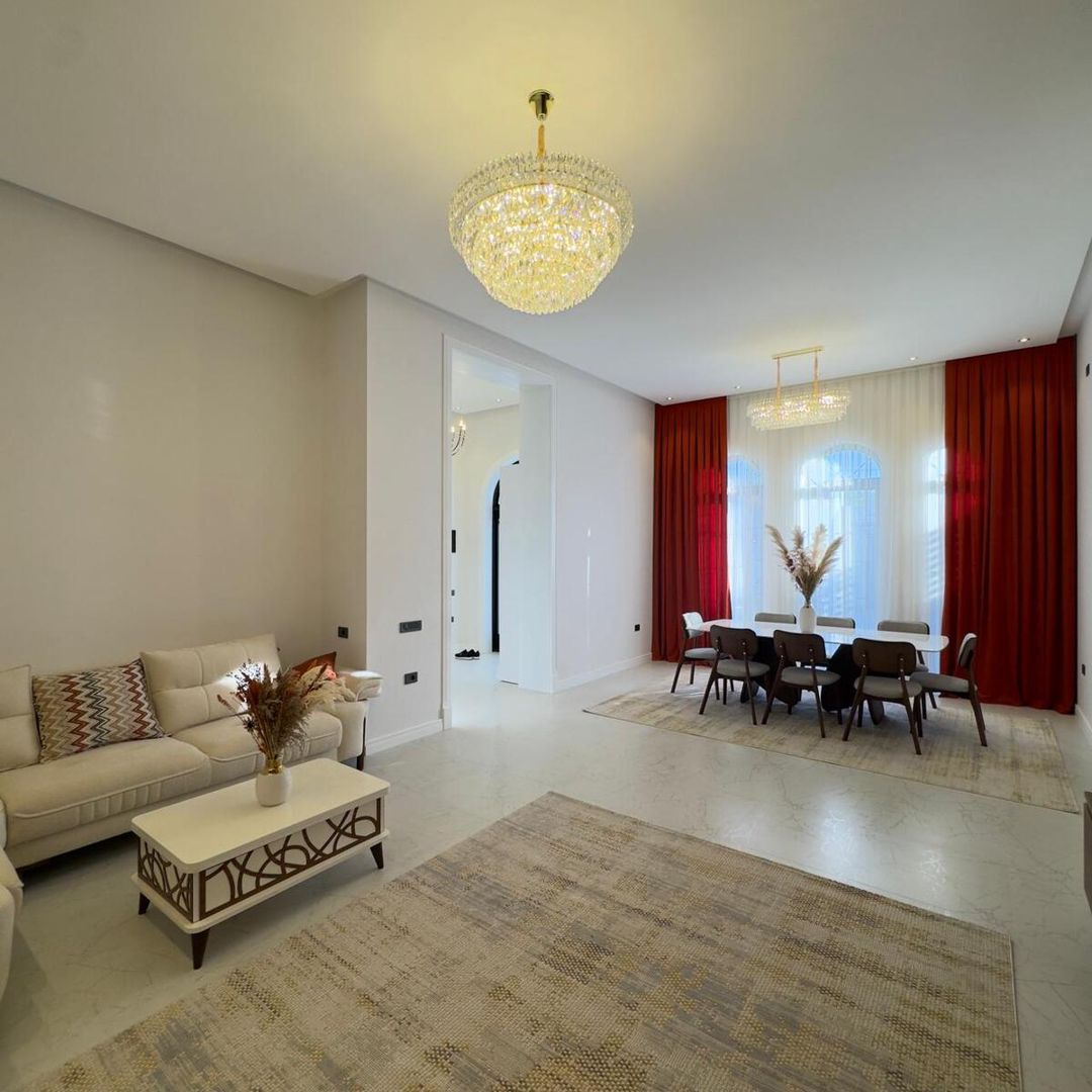 Satılır 5 otaqlı həyət evi/bağ evi 260 m² — Ev, villa, Bakı (12)