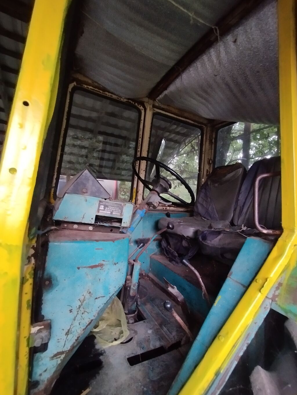 Kənd təsərrüfatı üçün universal təkərli traktor. - Kabinli, panoram — Traktorlar, Masallı (5)