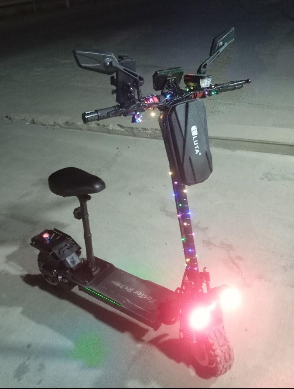 Yeni FasTer Rs7 Skuter Elektrik skuter – güclü işıqlandırma və rahat — İdman, hobi, istirahət, Digah (2)