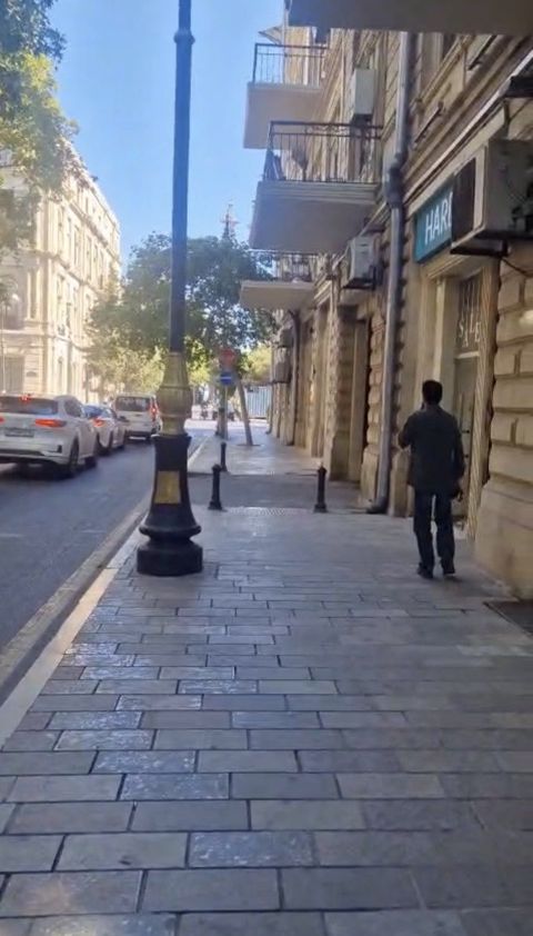 Satılır obyekt 12 m² — Bakı