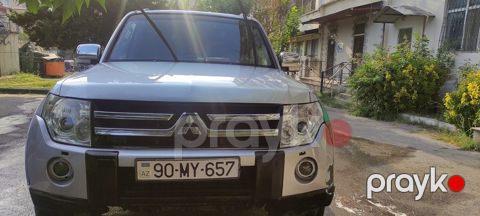 Mitsubishi Pajero, 3.8 L, 2008 il, 220 000 km