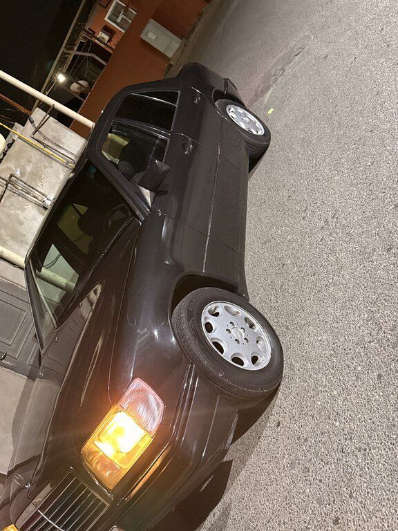 Mercedes 220 E, 2.2 L, 1993 il, 398 000 km — Avtomobillər, Bakı (5)