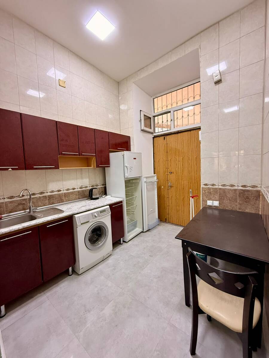 İcarəyə verilir 1 otaqlı köhnə tikili 46 m² — Mənzil, Bakı (3)