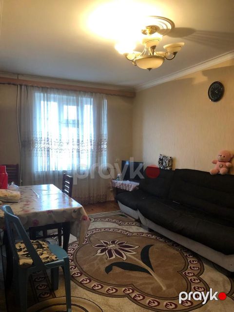 Satılır 3 otaqlı köhnə tikili 75 m²