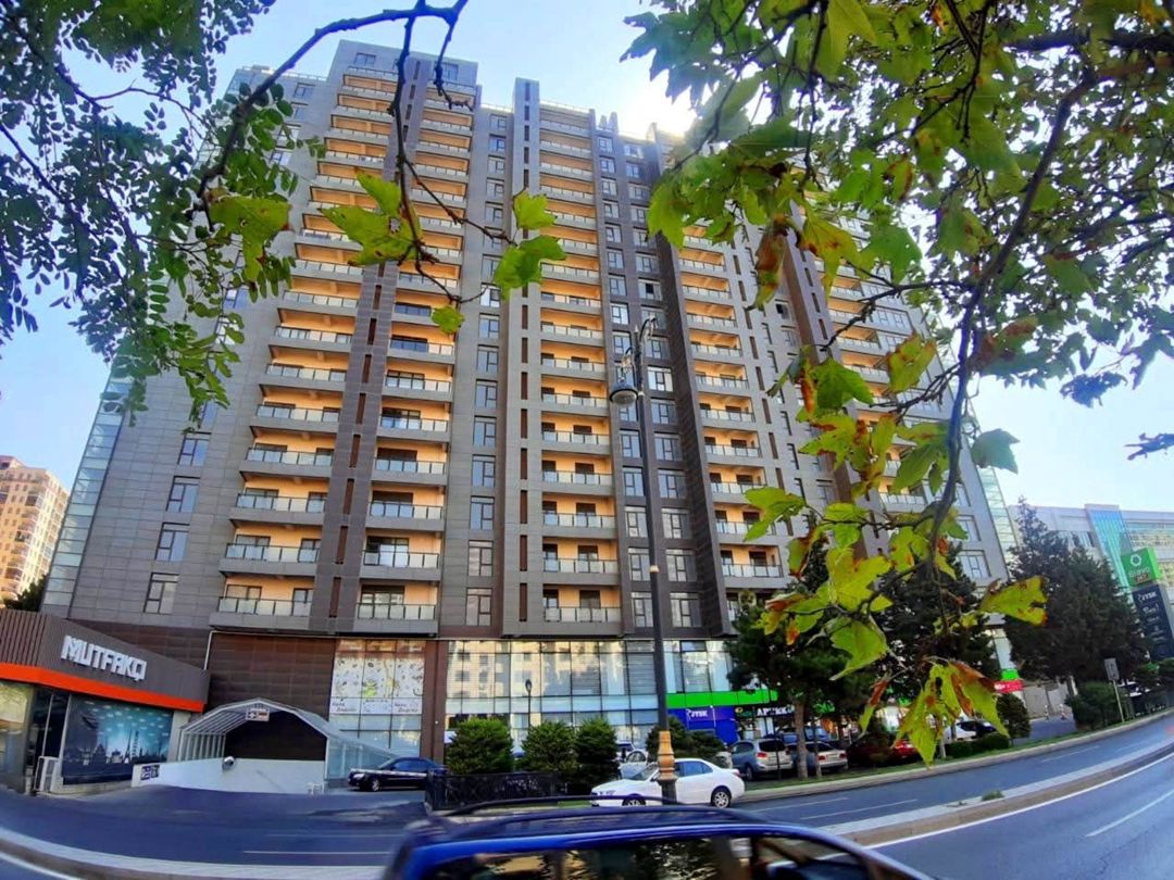 Satılır 3 otaqlı yeni tikili 155 m² — Mənzil, Bakı (2)