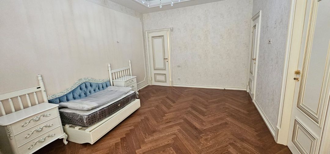 Satılır 4 otaqlı yeni tikili 207 m² — Mənzil, Bakı (11)