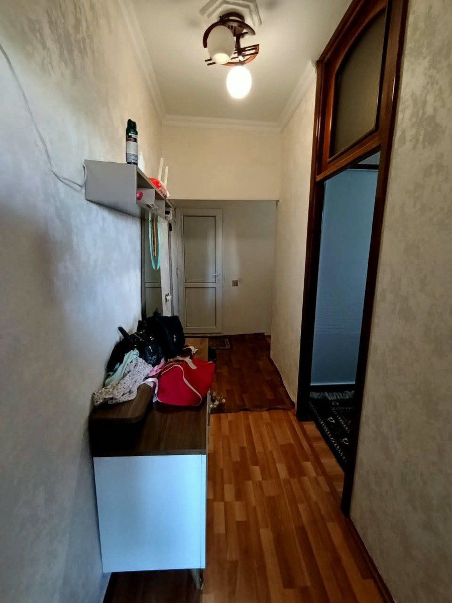 Satılır 2 otaqlı köhnə tikili 62 m² — Mənzil, Bakı (8)