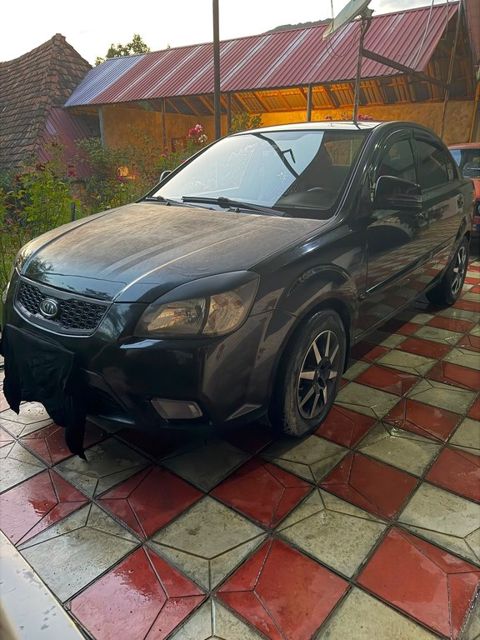 Kia Rio, 1.6 L, 2011 il, 282 453 km — Şəki