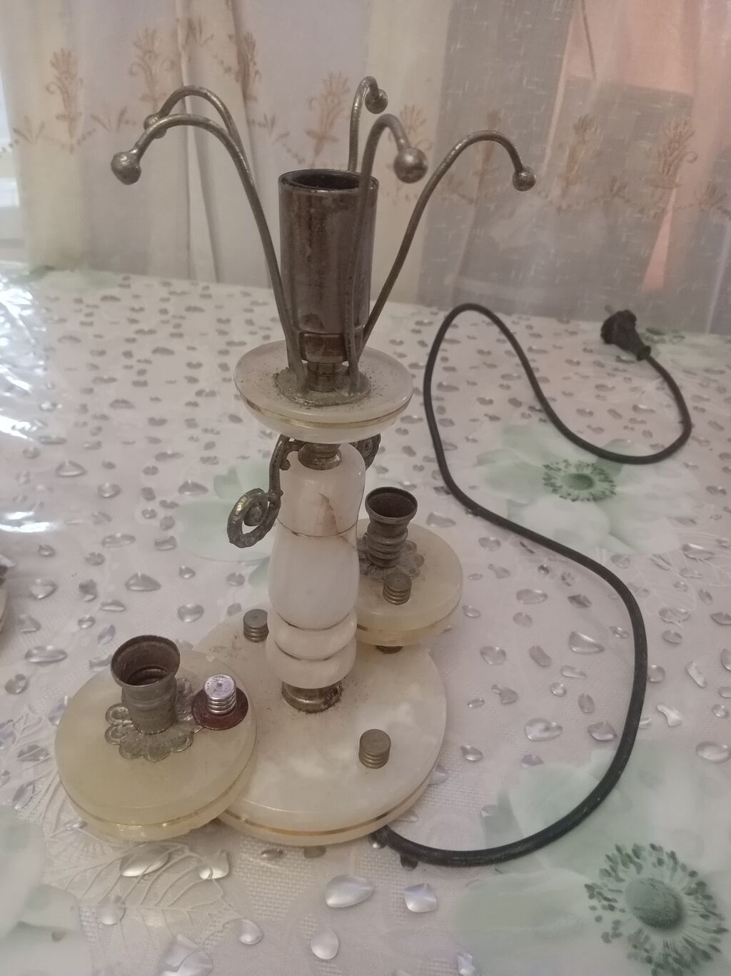 Antik masaüstü elektrik lampalarının dəsti - Korpus: ağ oniks/şüşəyə — İdman, hobi, istirahət, Bakı (2)