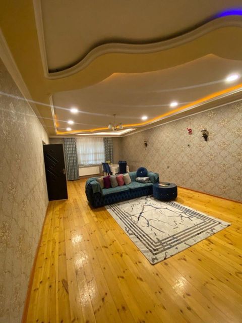 Satılır 4 otaqlı həyət evi/bağ evi 168 m² — Bakı