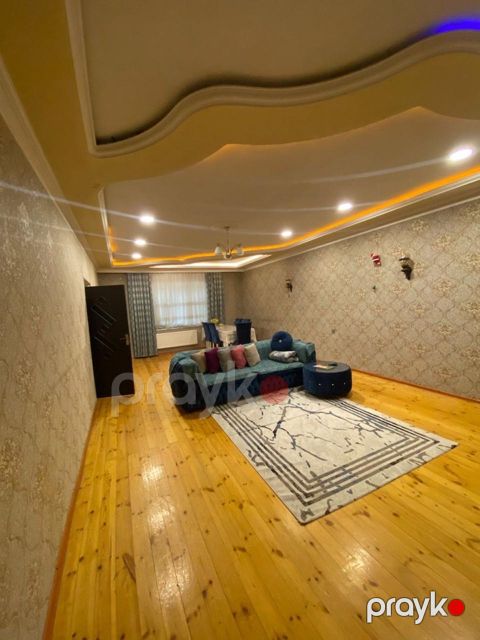 Satılır 4 otaqlı həyət evi/bağ evi 168 m²