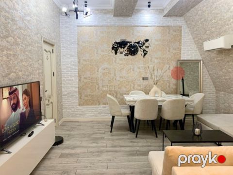 Satılır 2 otaqlı yeni tikili 66 m²