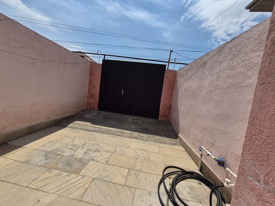 Satılır 3 otaqlı həyət evi/bağ evi 100 m² — Ev, villa, Bakı (2)