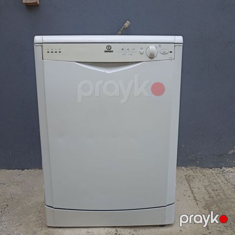 Indesit qabyuyan maşın – sərbəst quraşdırılan model - Ön panel — Bakı