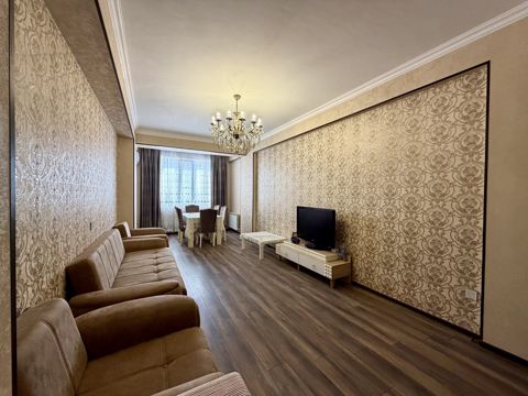Satılır 3 otaqlı yeni tikili 130 m² — Bakı