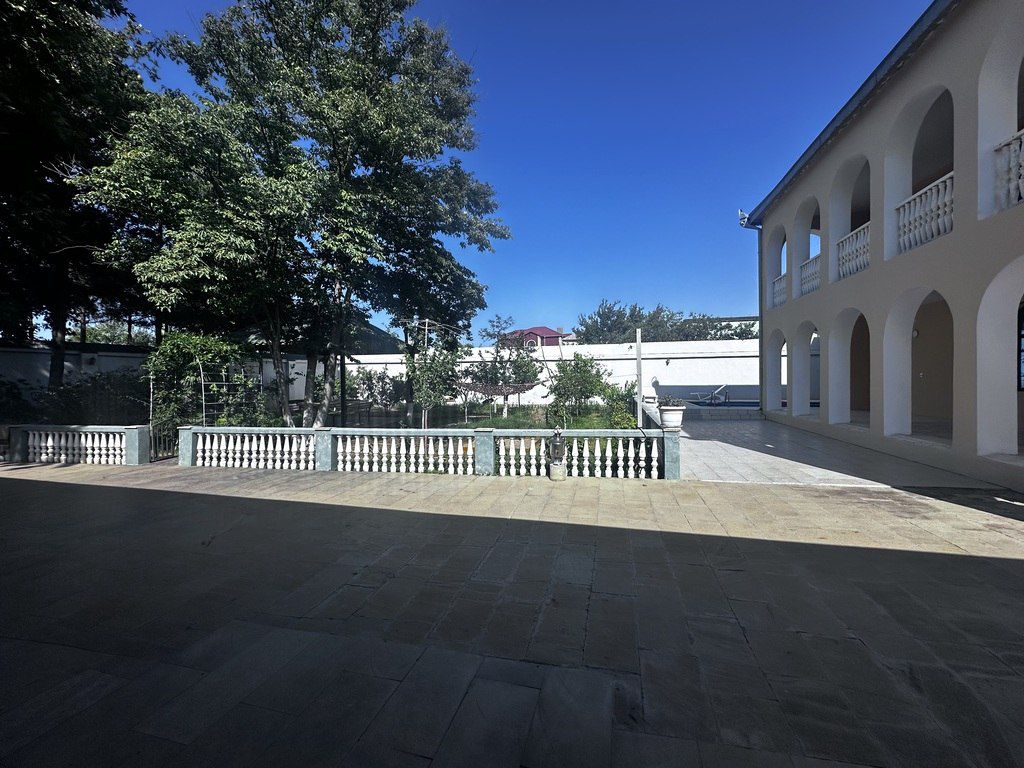 Satılır 5 otaqlı həyət evi/bağ evi 220 m² — Ev, villa, Bakı (4)