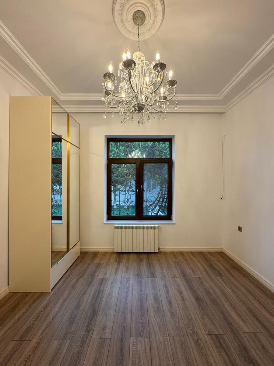 Satılır 3 otaqlı həyət evi/bağ evi 150 m² — Ev, villa, Bakı (5)
