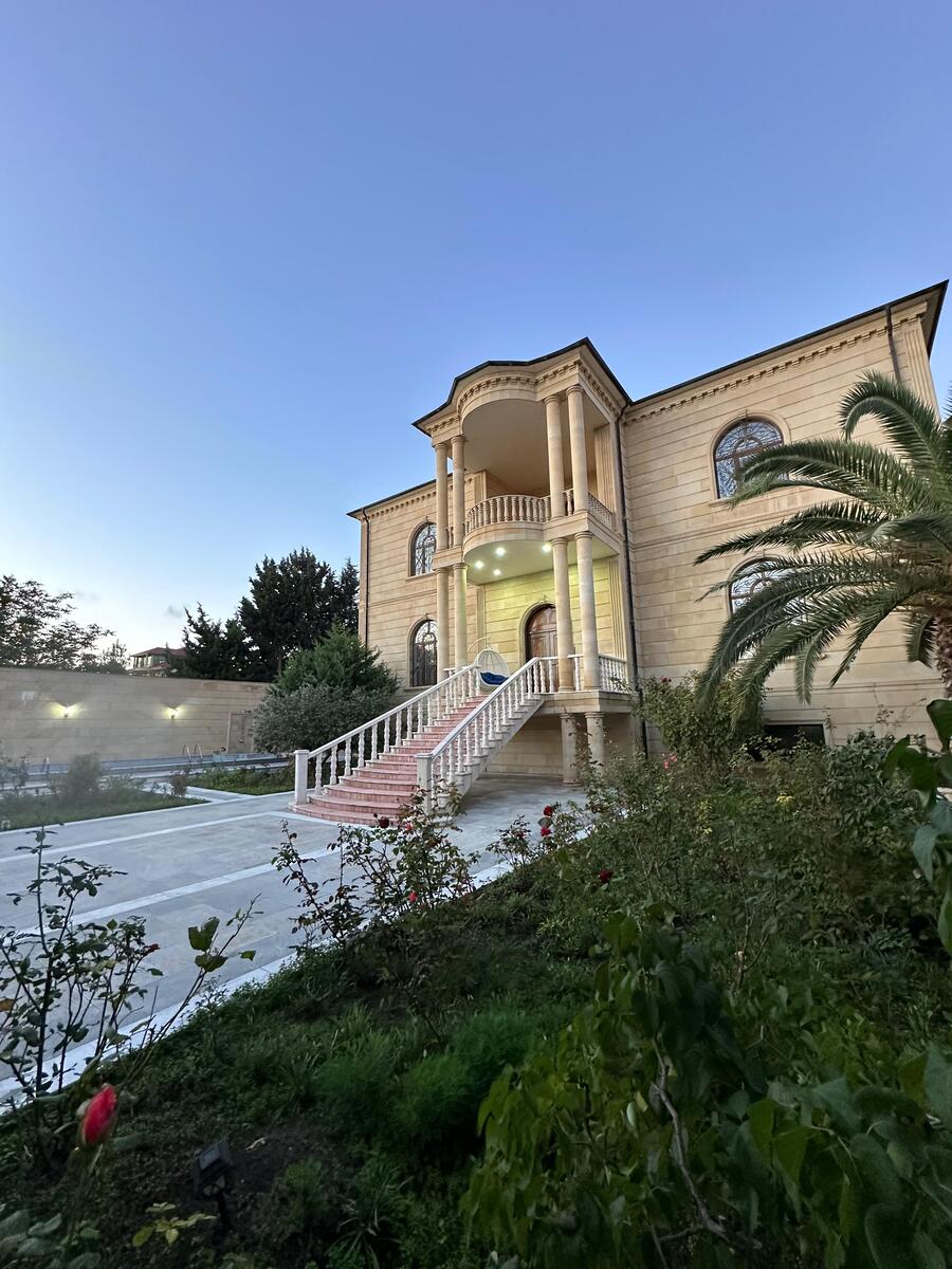 Satılır 10 otaqlı həyət evi/bağ evi 850 m² — Ev, villa, Bakı (4)