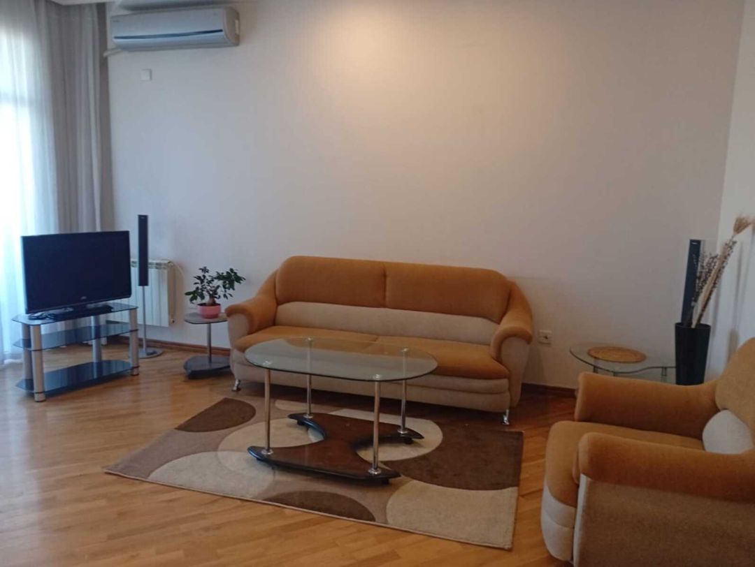 İcarəyə verilir 2 otaqlı yeni tikili 87 m² — Mənzil, Bakı