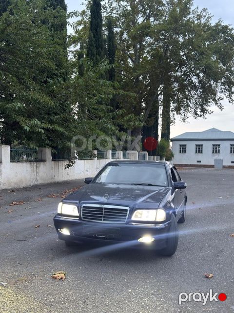 Mercedes C 240, 2.4 L, 1999 il, 495 000 km