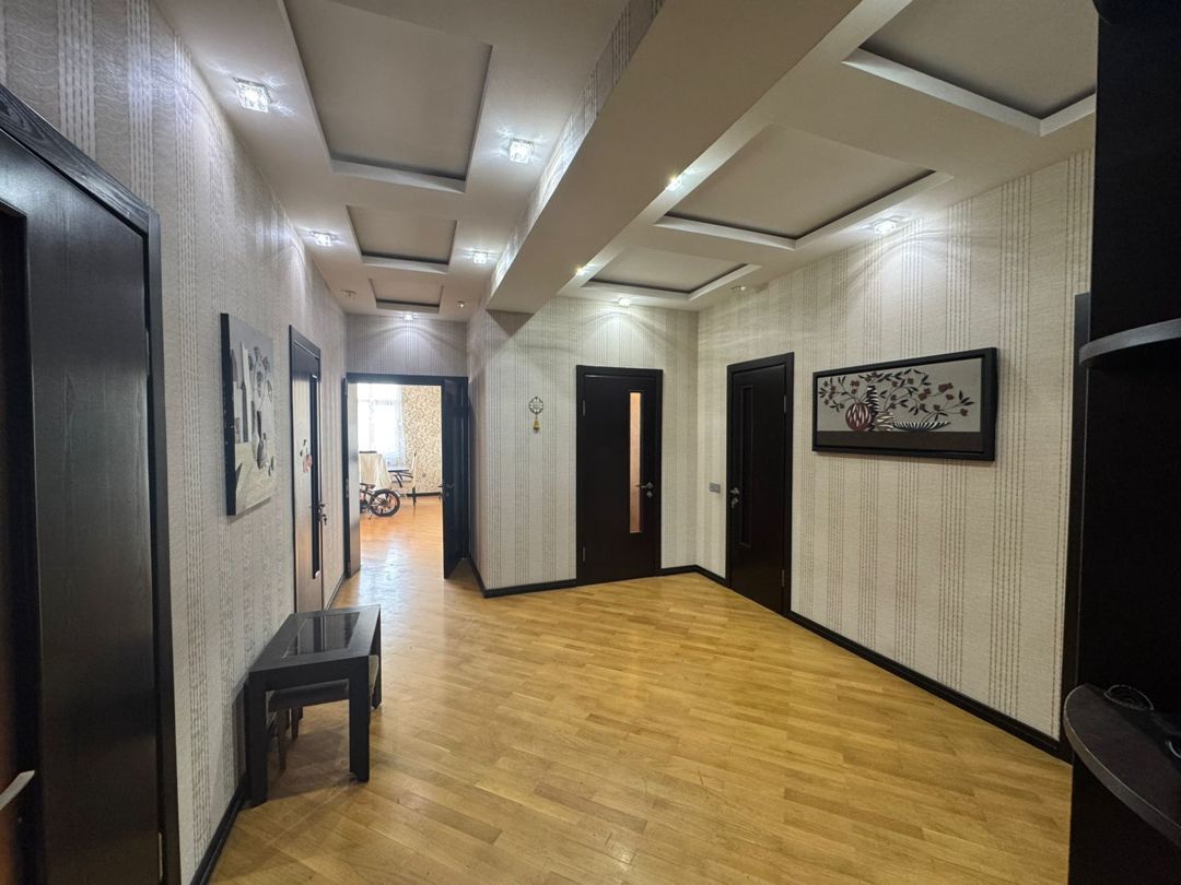 Satılır 3 otaqlı yeni tikili 130 m² — Mənzil, Bakı (11)