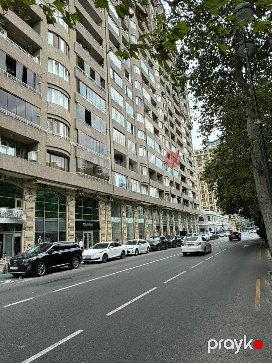 Satılır 4 otaqlı yeni tikili 180 m² — Mənzil, Bakı (3)