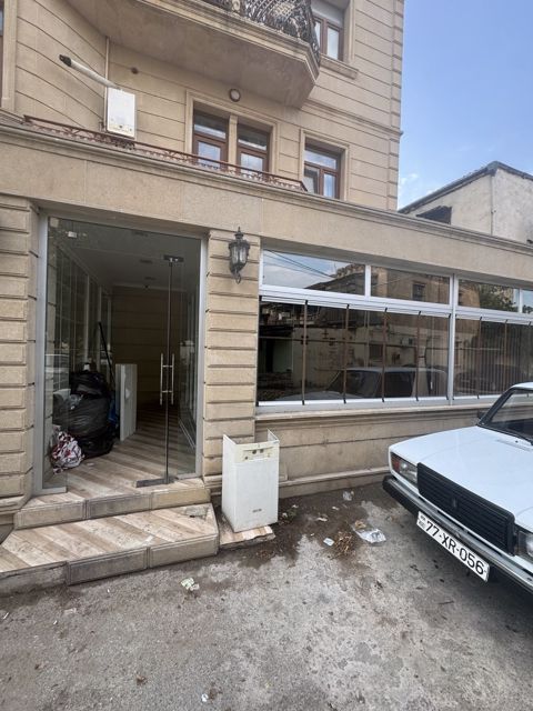 İcarəyə verilir obyekt 130 m² — Bakı