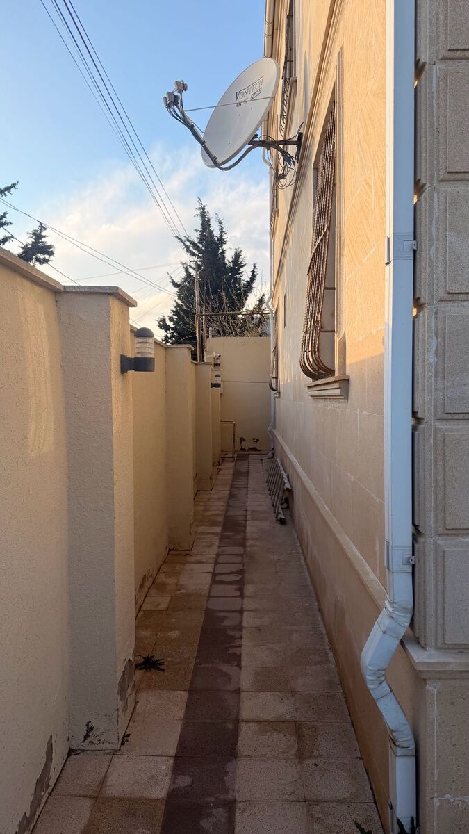 Satılır 10 otaqlı həyət evi/bağ evi 206 m² — Ev, villa, Bakı (2)
