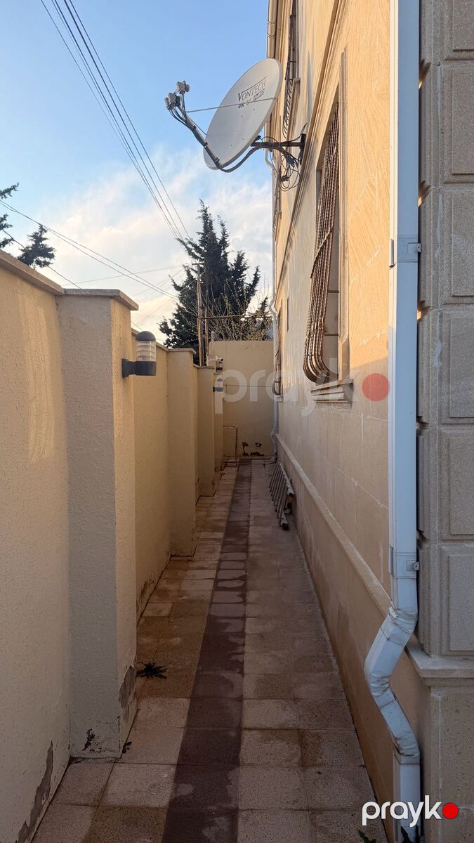 Satılır 10 otaqlı həyət evi/bağ evi 206 m² — Ev, villa, Bakı (2)