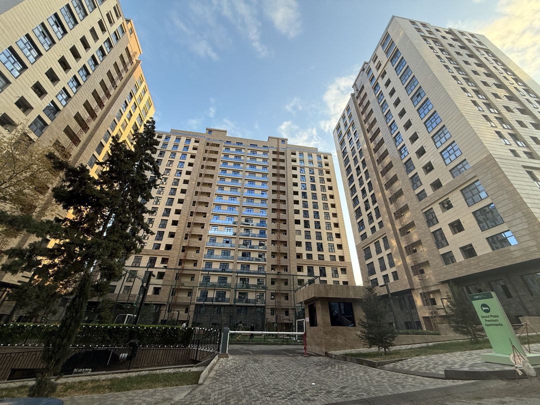 Satılır 4 otaqlı yeni tikili 130 m² — Mənzil, Bakı
