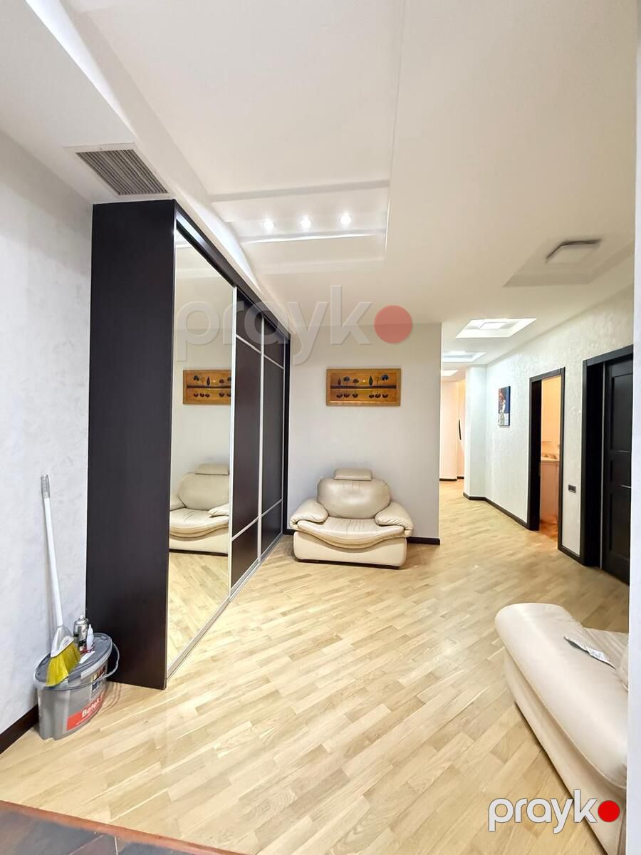 İcarəyə verilir 3 otaqlı yeni tikili 140 m² — Mənzil, Bakı (11)