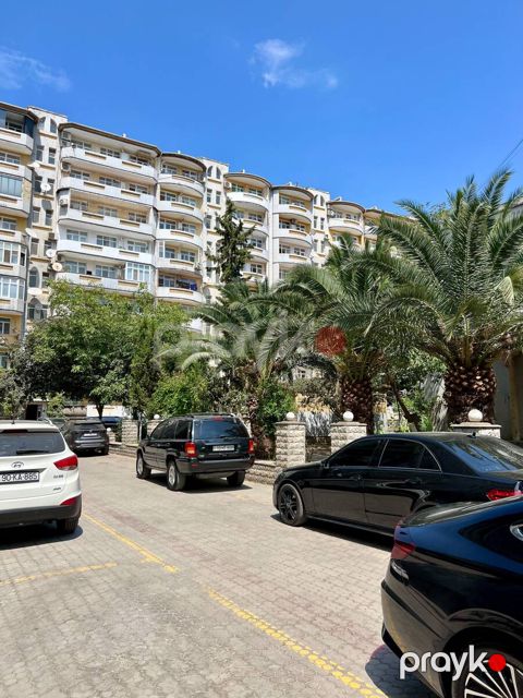 Satılır 4 otaqlı yeni tikili 130 m²