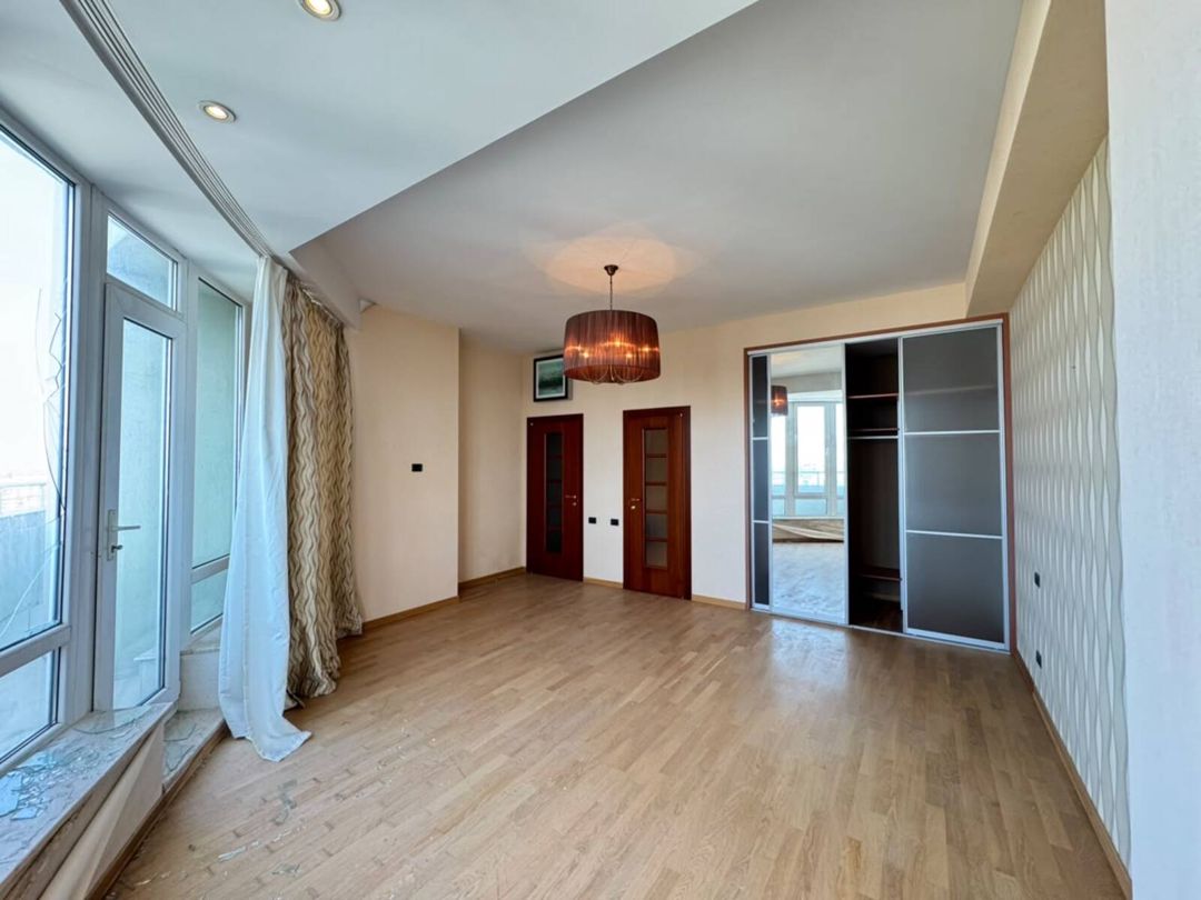 Satılır 4 otaqlı yeni tikili 277 m² — Mənzil, Bakı (10)