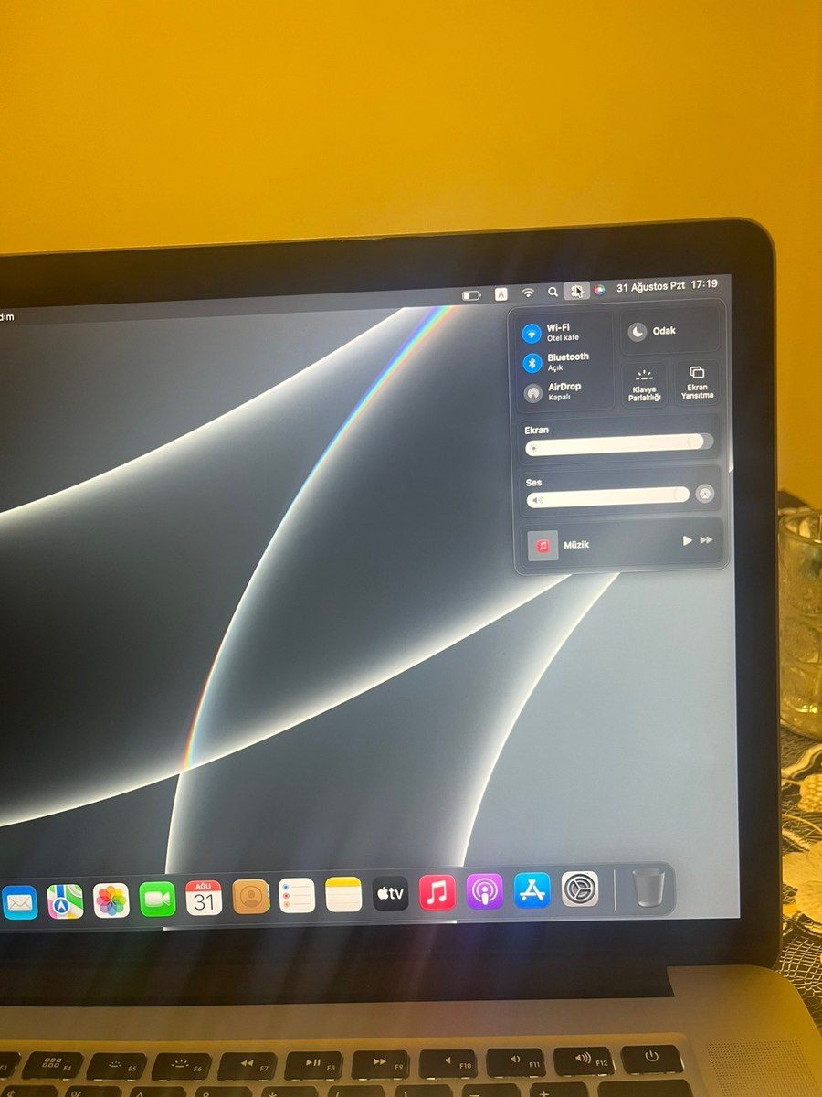 Apple Macbook Pro — Elektronika, Bərdə (5)
