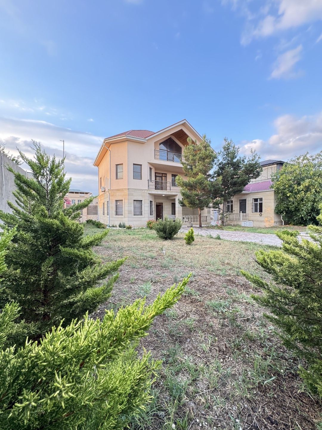 Satılır 5 otaqlı həyət evi/bağ evi 300 m² — Ev, villa, Bakı (3)