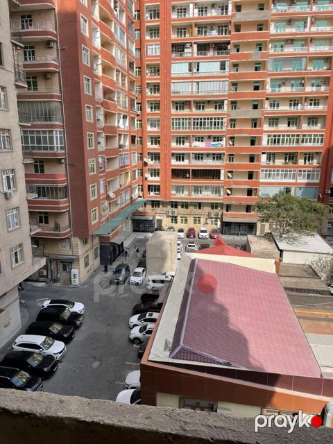 İcarəyə verilir 3 otaqlı yeni tikili 90 m²