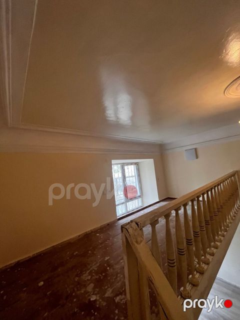 İcarəyə verilir 1 otaqlı köhnə tikili 55 m²