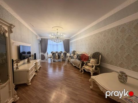 Satılır 3 otaqlı yeni tikili 160 m²