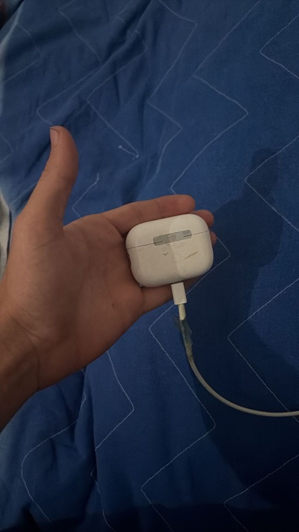 Apple AirPods Pro2 Ağ rengdedir heç bir problemi yoxdur orginaldır 2 — Qulaqcıqlar, Bakı (2)