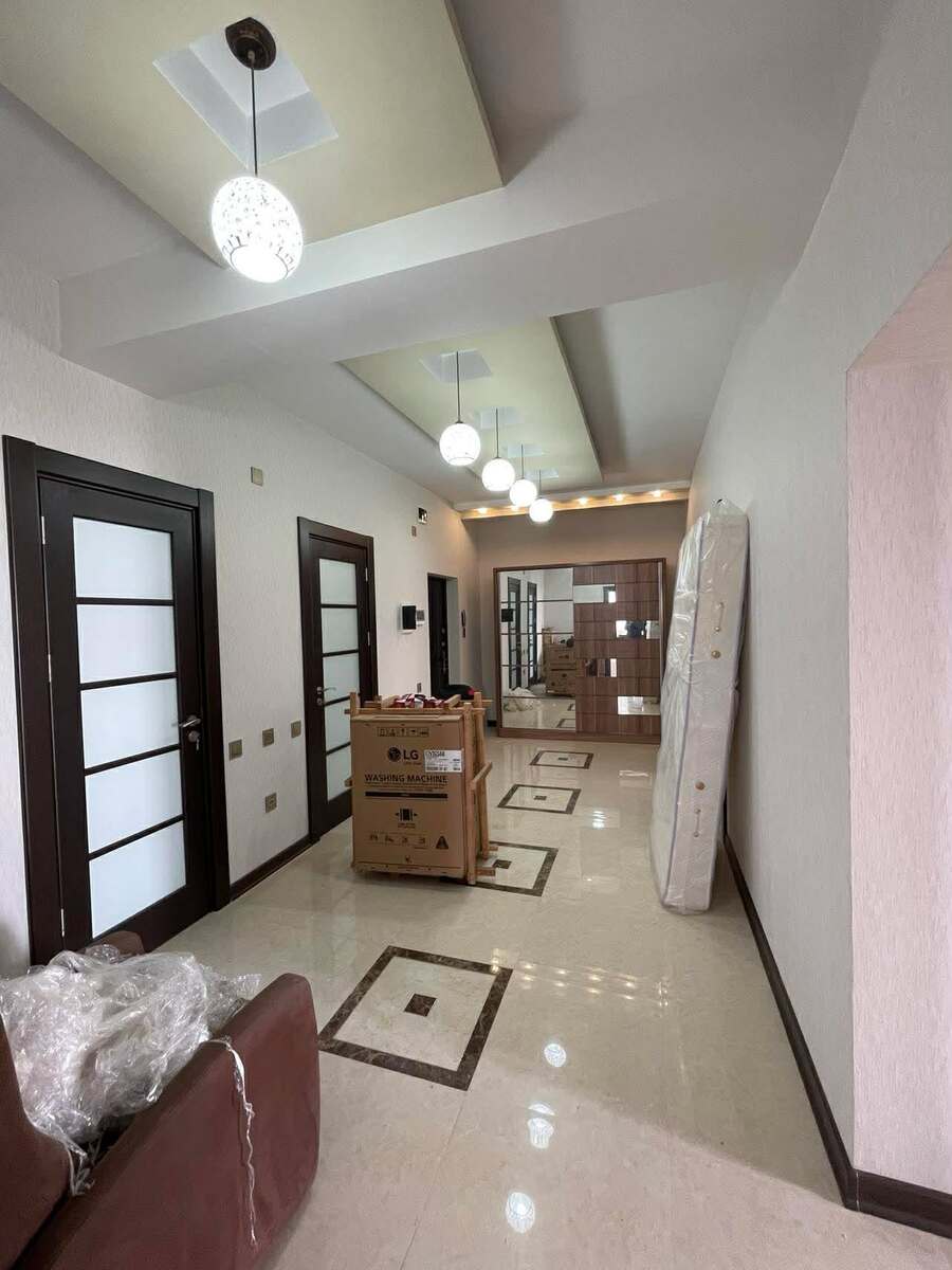 İcarəyə verilir 3 otaqlı yeni tikili 130 m² — Mənzil, Bakı (11)