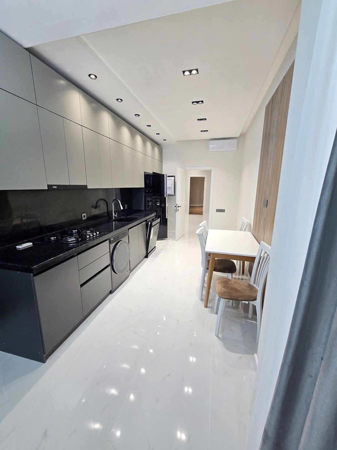 Satılır 4 otaqlı yeni tikili 175 m² — Mənzil, Bakı (8)