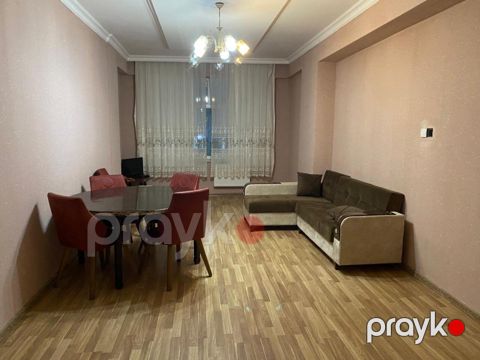 İcarəyə verilir 4 otaqlı yeni tikili 130 m²
