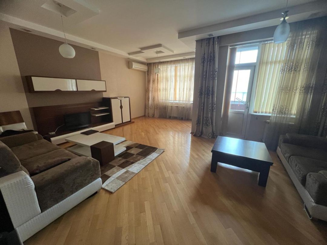 İcarəyə verilir 3 otaqlı yeni tikili 135 m² — Mənzil, Bakı